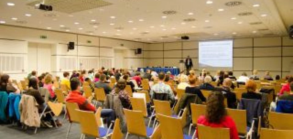 Konference vítají rodiny nemocných s roztroušenou sklerózou