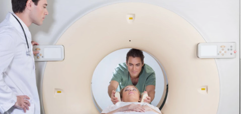 Jaká vyšetření vás čekají při podezření na roztroušenou sklerózu?